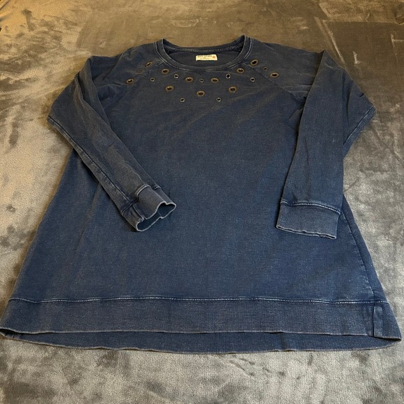 Ruff Hewn Womens size 1X Blue Grommet Detail Long Sleeve Tunic Top Casual Trendy - Picture 1 of 10